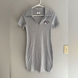 Hello Kitty Short Sleeve Collared T Shirt Dress Woman’s SZ M Mini Heather Grey